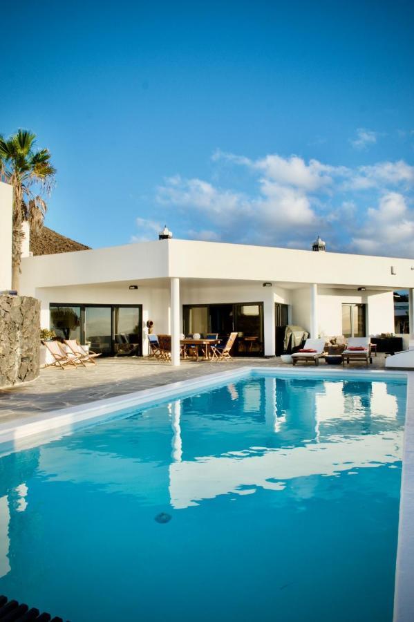 Villa V Playa Blanca  Exterior photo