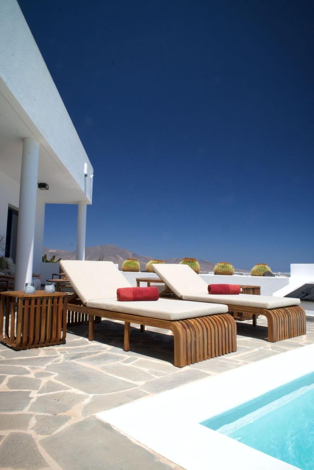 Villa V Playa Blanca  Exterior photo