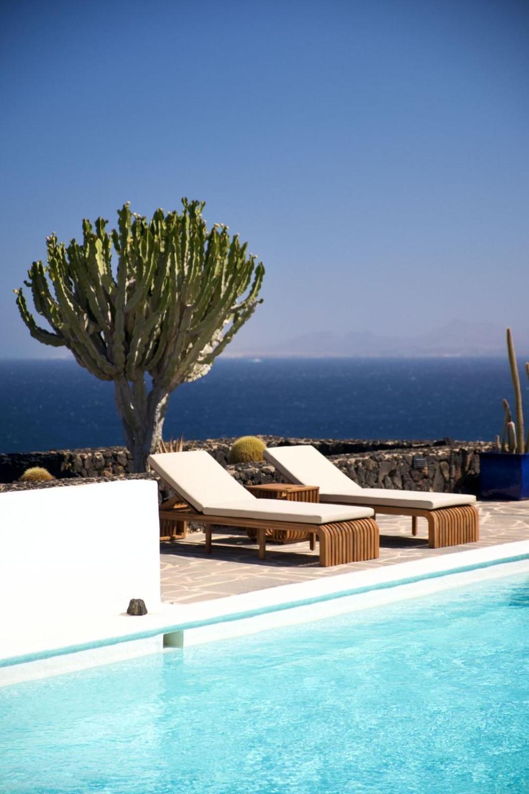 Villa V Playa Blanca  Exterior photo